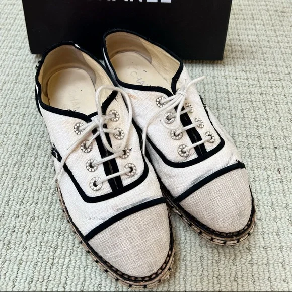 🔴🆑Authentic CHANEL Shoes 🆑🔴❤️ - Picture 2 of 11